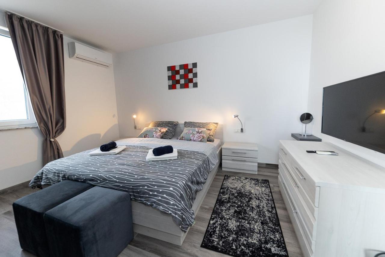 Natura Suites Dramalj Esterno foto